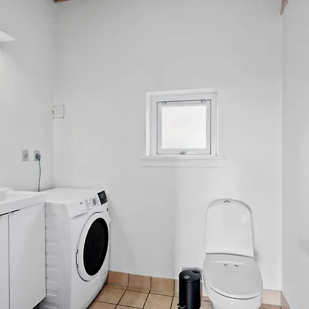 בית נופש 4 Bedroom Nice Home In Faaborg